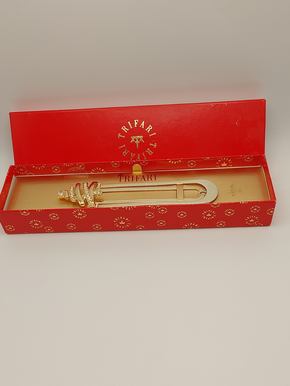 Trifari Gold-Tone Rhinestone Christmas Tree Book Clip NOS NIB